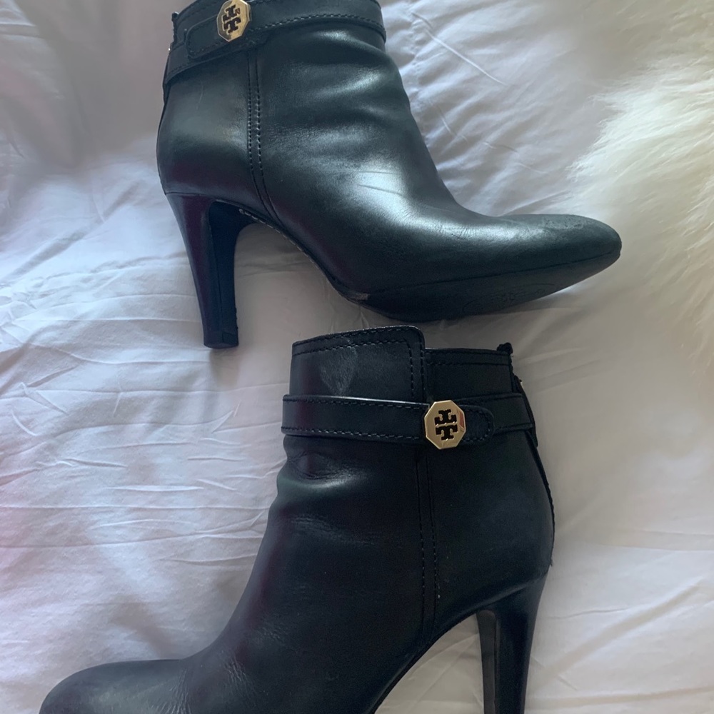 Tory Burch Boots Size 7